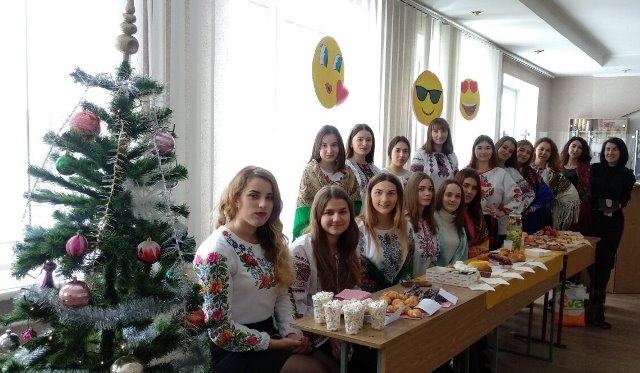 Колективне фото учасників та організаторі